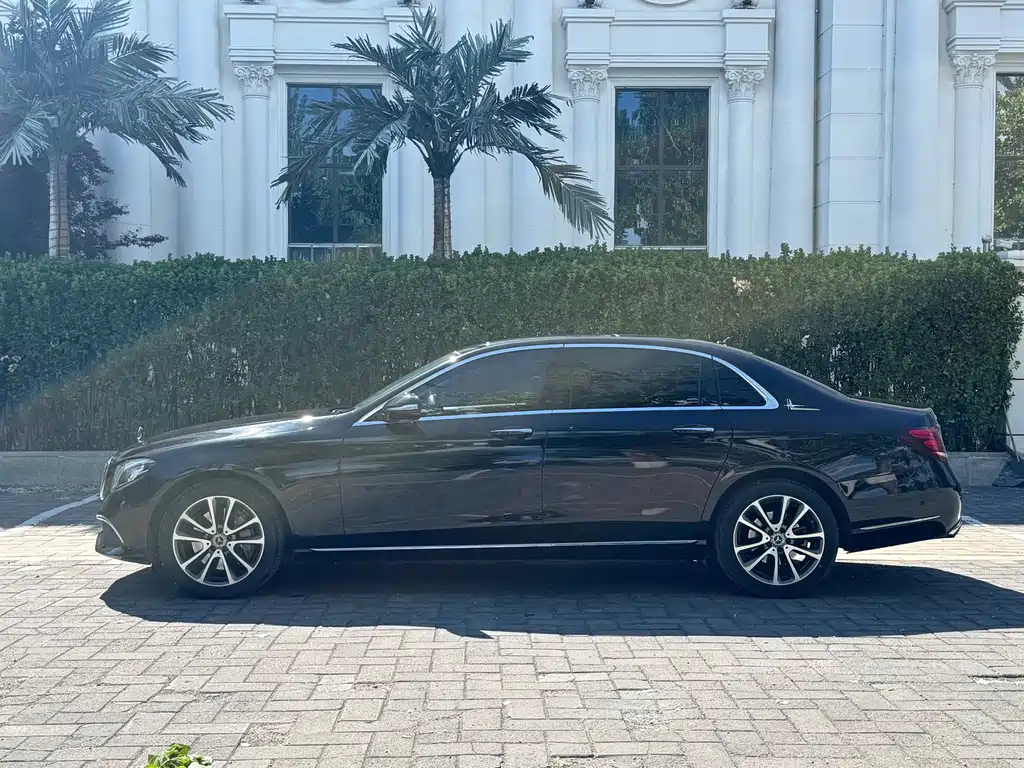 Mercedes-Benz E-Class 2019 — фото 5