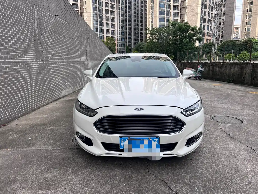 Ford Mondeo 2015 — фото 2