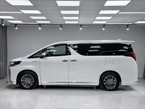 Toyota Vellfire 2020