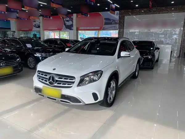 Mercedes-Benz GLA 2019