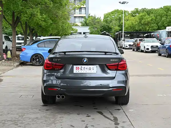BMW 3 Series GT 2021