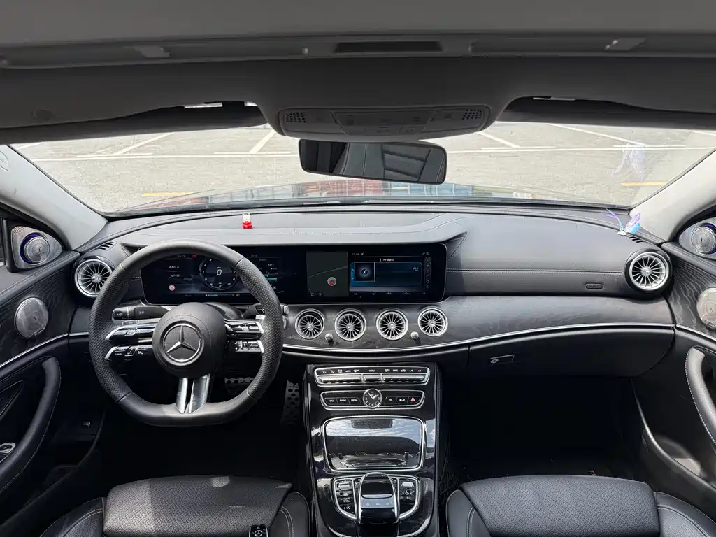Mercedes-Benz E-Class 2017 — фото 9