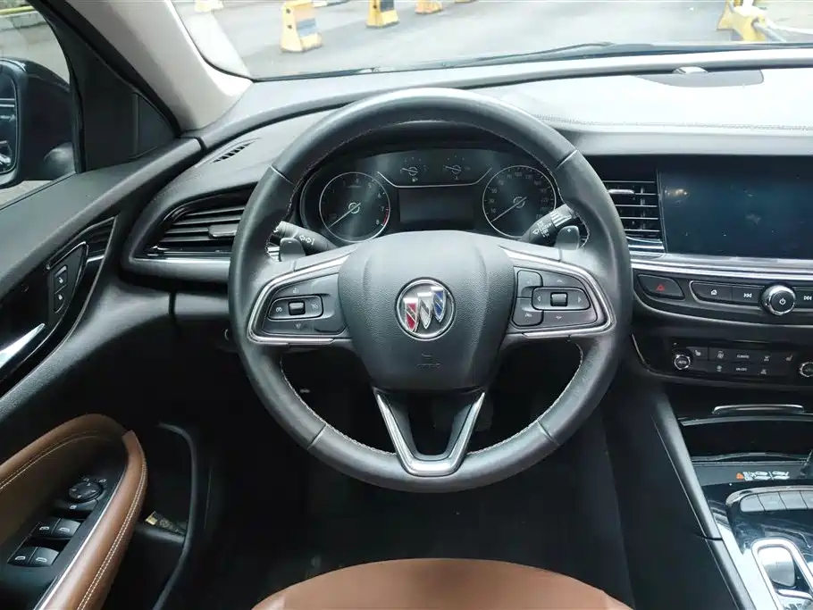 Buick Regal 2023 — фото 15