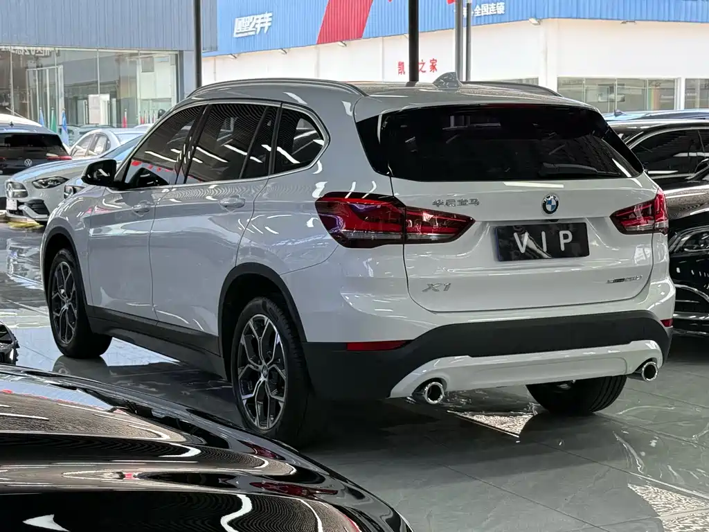 BMW X1 2022 — фото 14