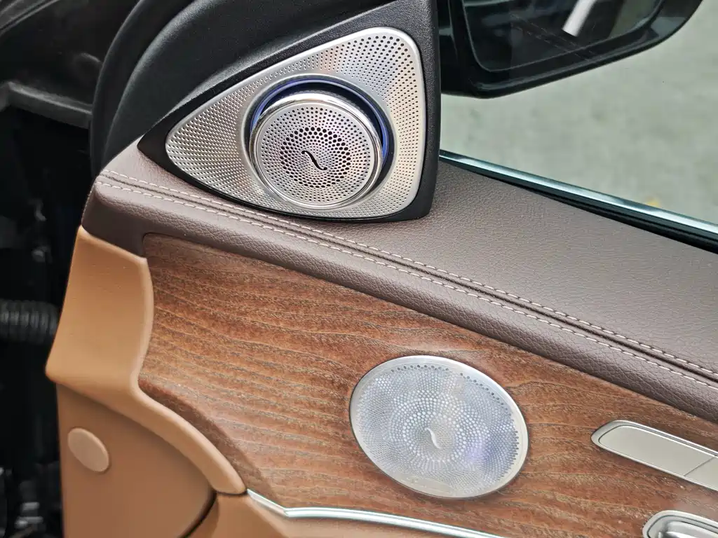 Mercedes-Benz E-Class New Energy 2021 — фото 15