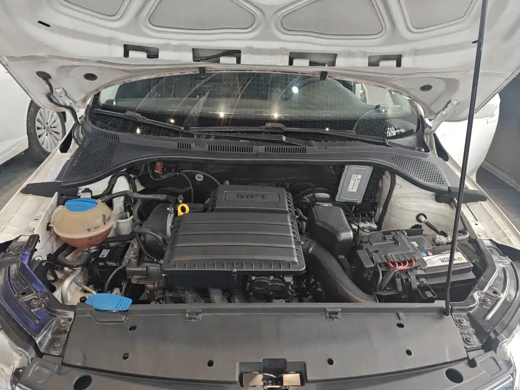 Skoda Rapid Spaceback 2016 — фото 16