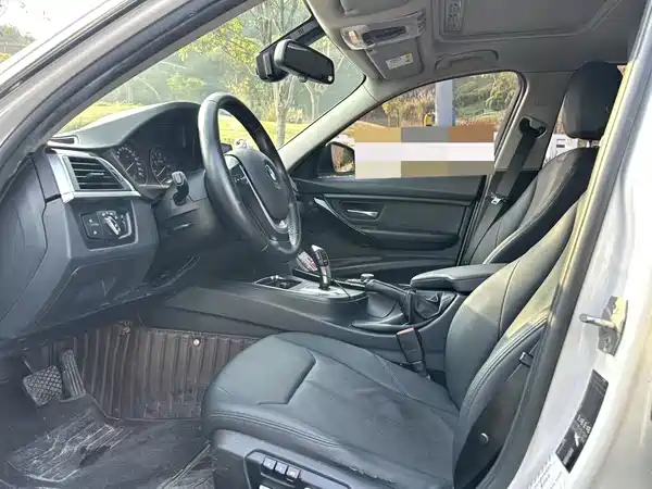 BMW 3 Series 2016