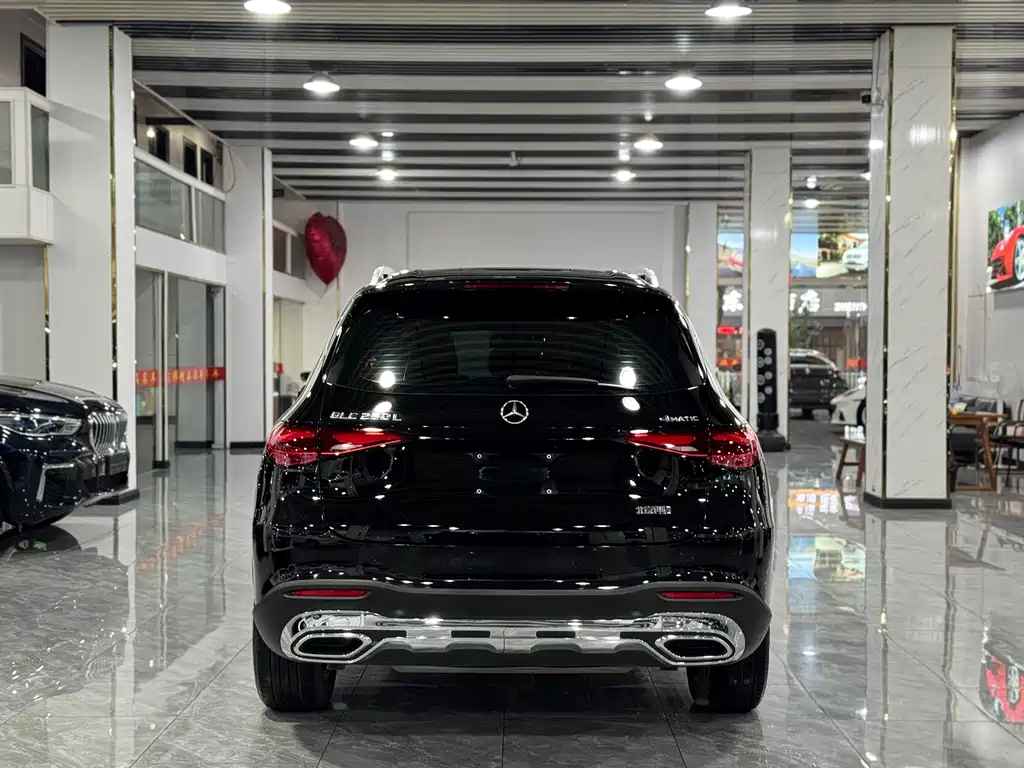 Mercedes-Benz GLC 2023 — фото 12