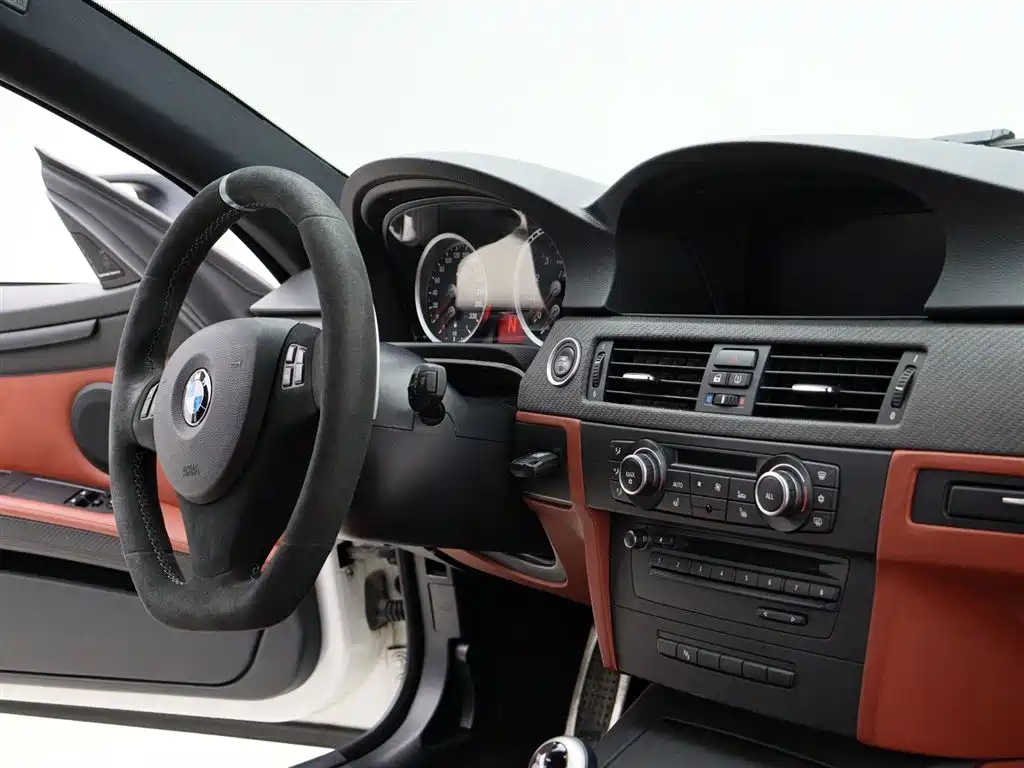 BMW M3 2013 — фото 11