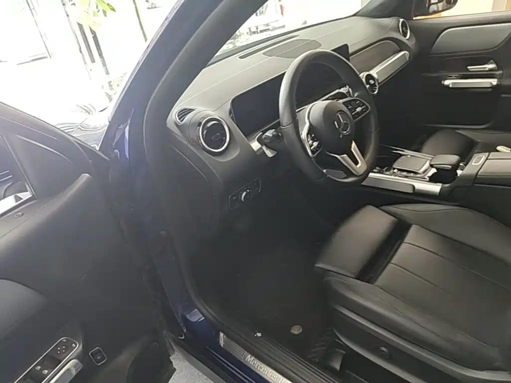 Mercedes-Benz GLB 2020 — фото 16