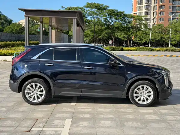 Cadillac XT4 2021
