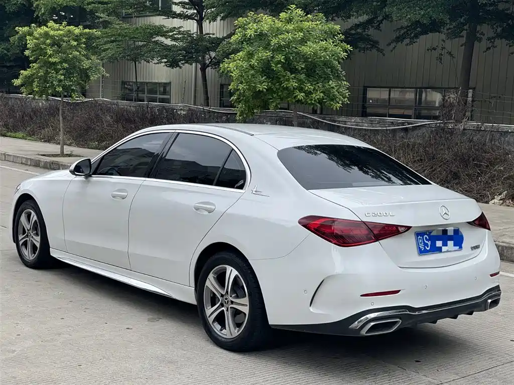 Mercedes-Benz C-Class 2022 — фото 4