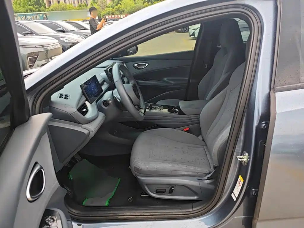 BYD Seal 06GT 2025 — фото 15