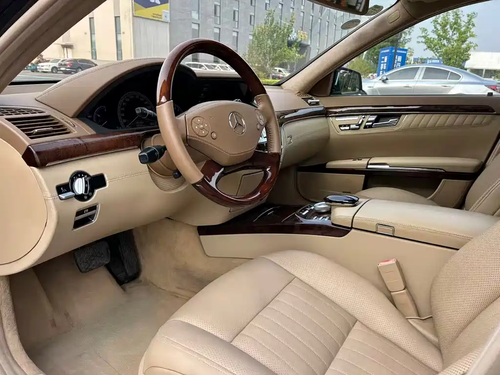 Mercedes-Benz S-Class 2010 — фото 9