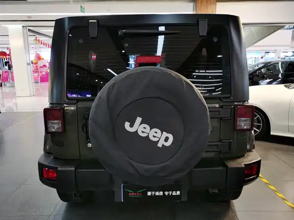 Jeep Wrangler 2015