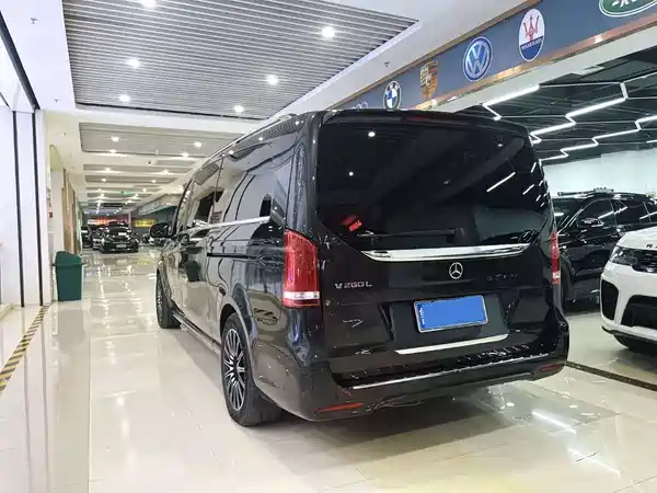 Mercedes-Benz V-Class 2020