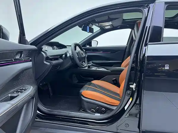 Changan UNI-V 2024