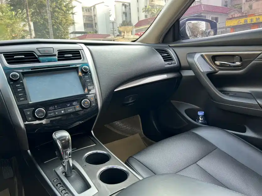 Nissan Teana 2014 — фото 13