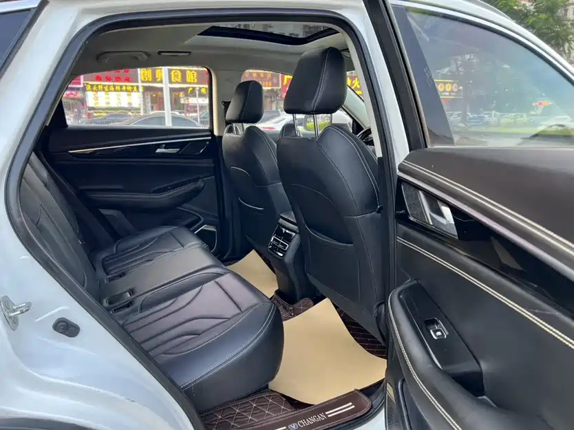 Changan CS85 COUPE 2020 — фото 13