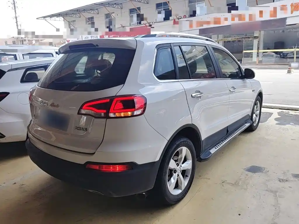 Zotye X5 2016 — фото 7