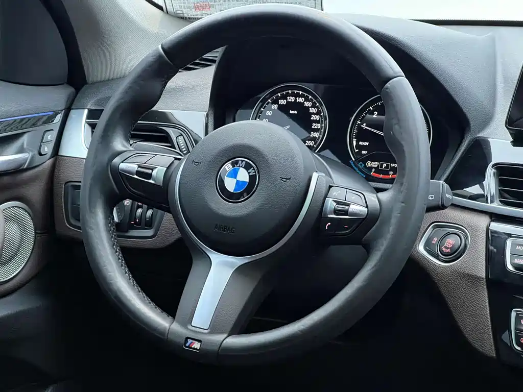 BMW X1 2021 — фото 7