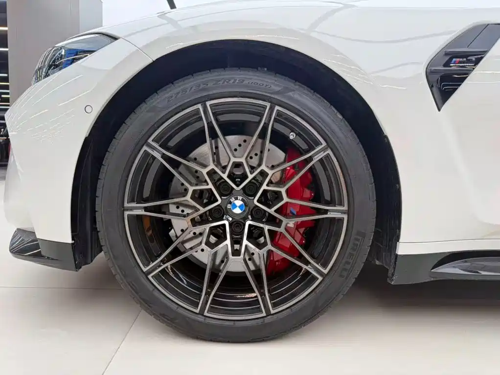 BMW M3 2025 — фото 12