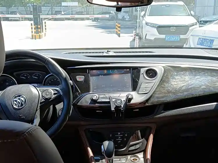 Buick Envision Plus 2015 — фото 10