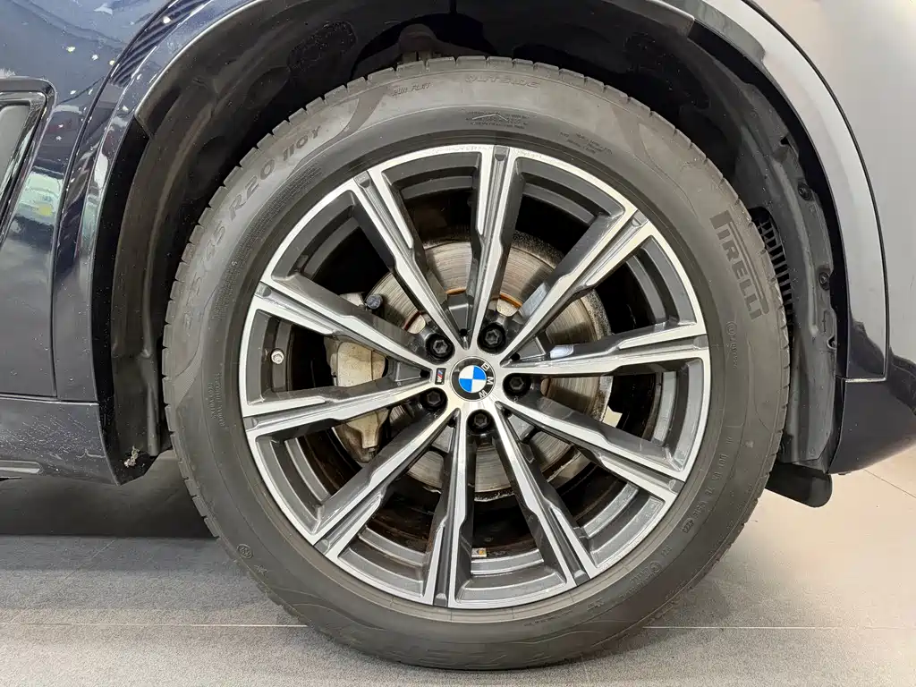 BMW X5 2021 — фото 8