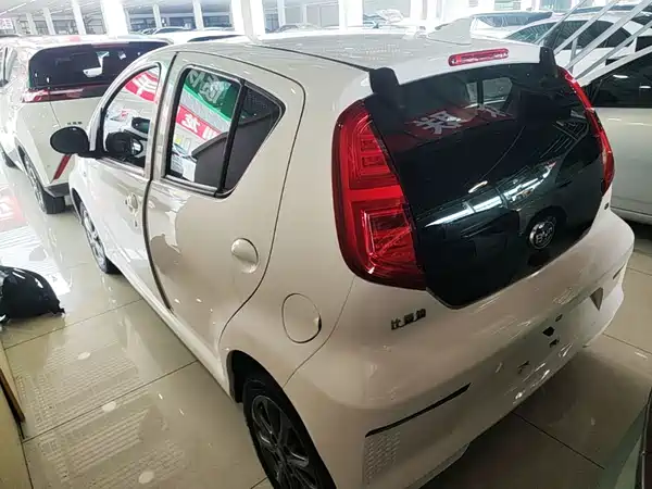 BYD e1 2019