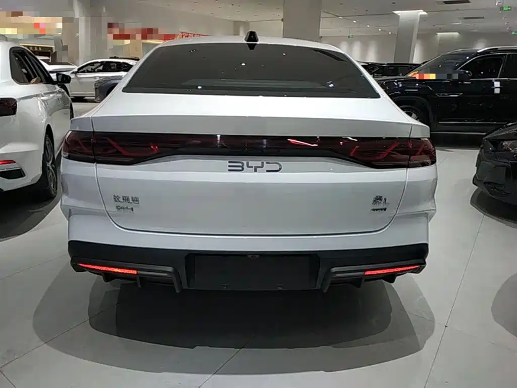 BYD Qin L 2025 — фото 6
