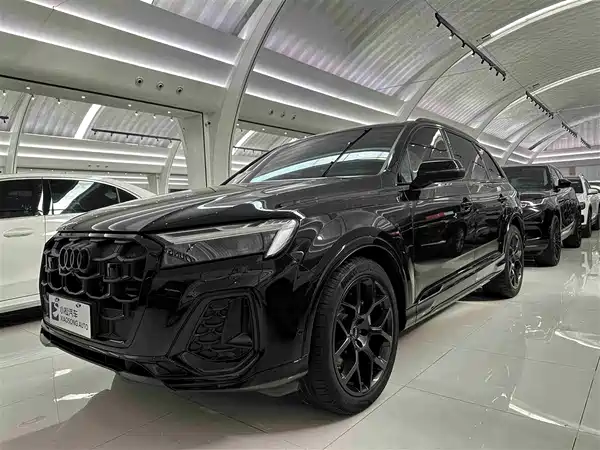Audi Q7 2024