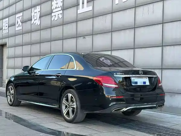 Mercedes-Benz E-Class 2018