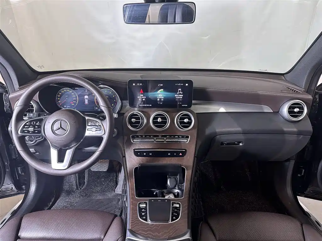 Mercedes-Benz GLC 2022 — фото 11