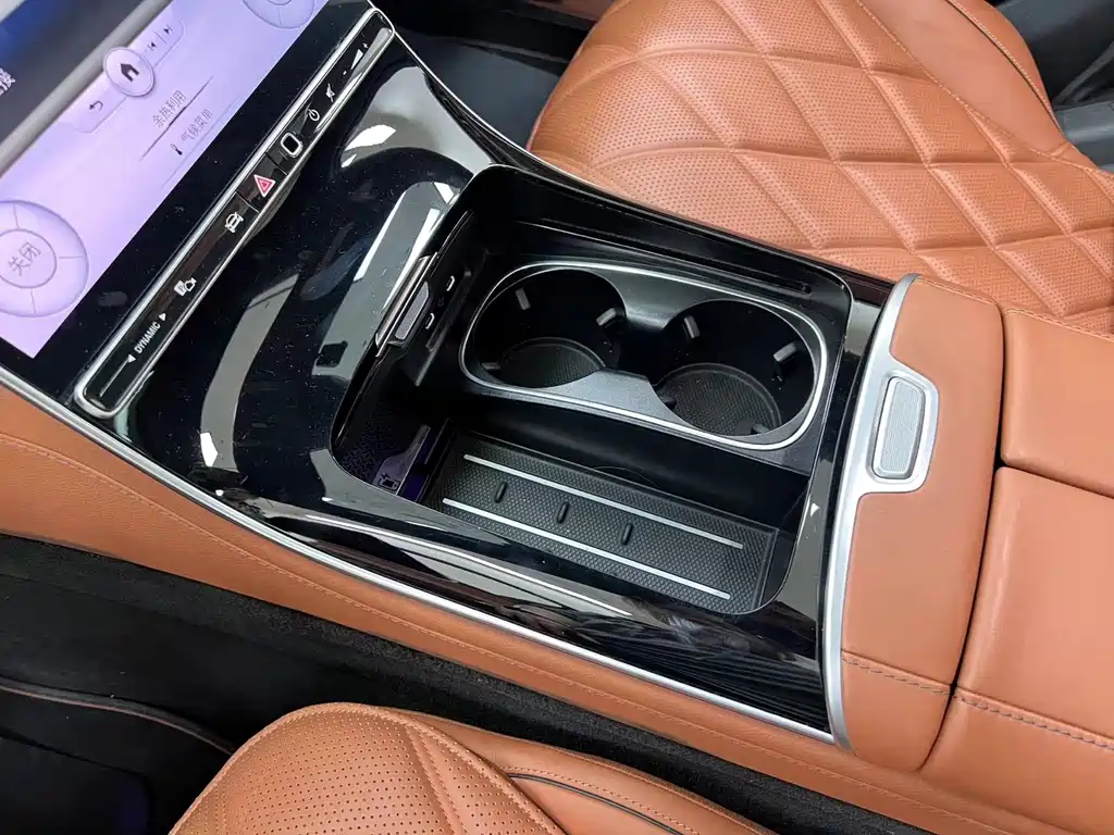 Mercedes-Benz Maybach S-Class 2022 — фото 24