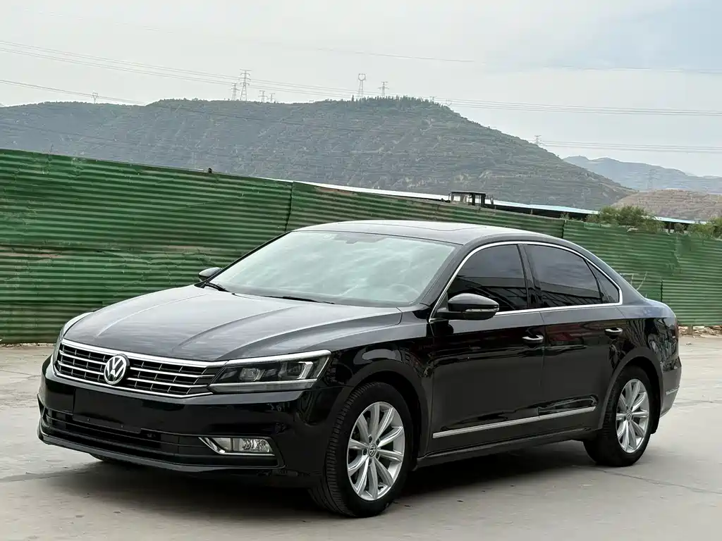 Volkswagen Passat 2016 — фото 1