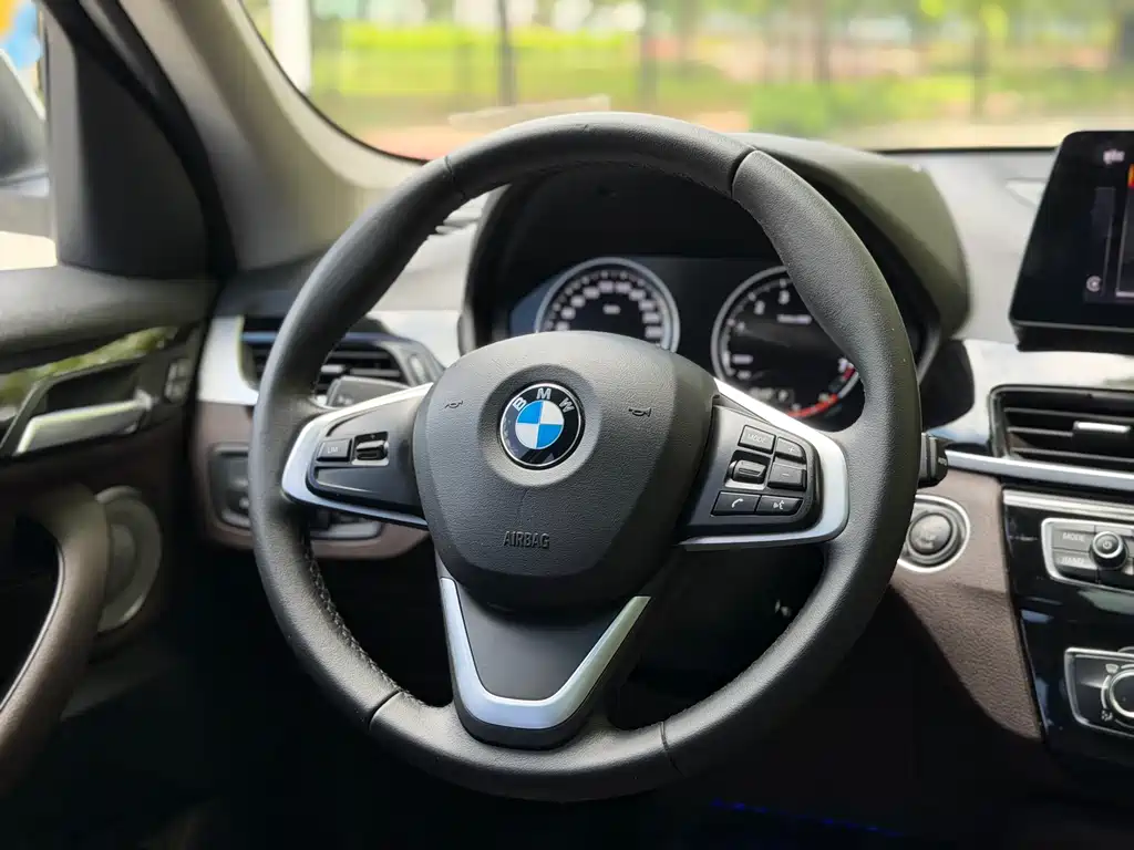 BMW X1 2021 — фото 16