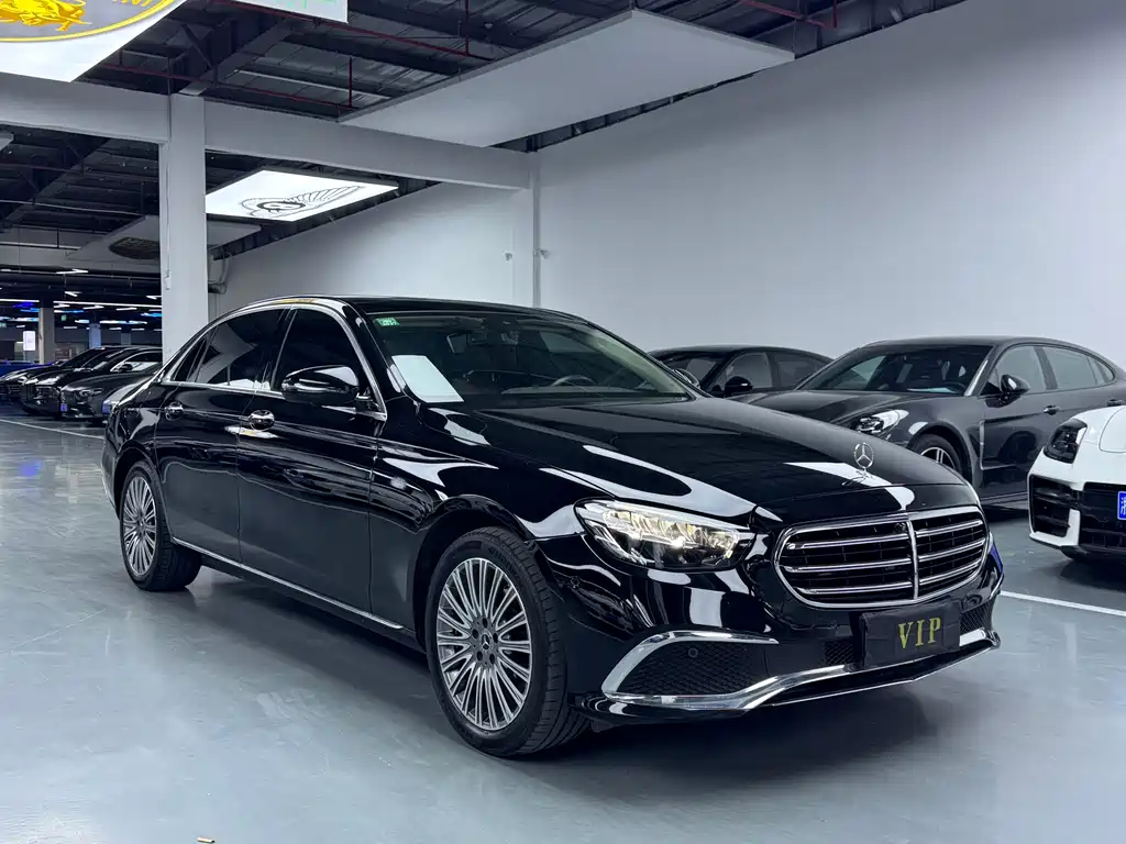 Mercedes-Benz E-Class 2023 — фото 3