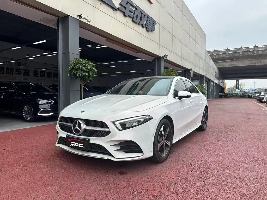 Mercedes-Benz A-Class 2023 — фото 1