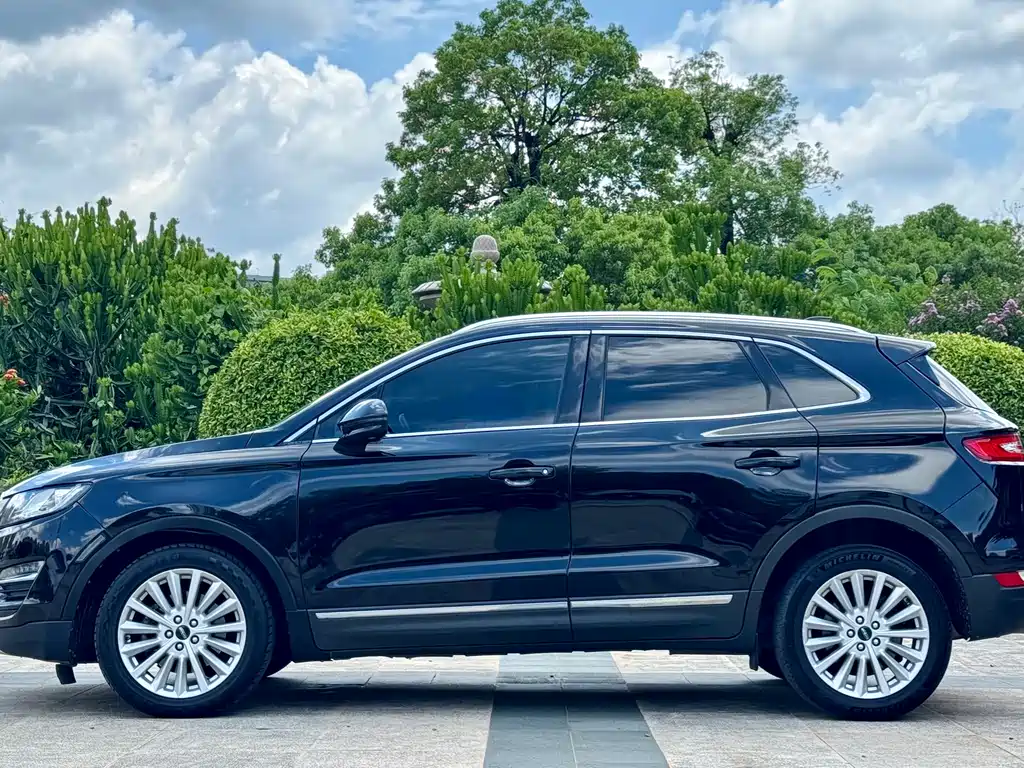 Lincoln MKC 2019 — фото 8