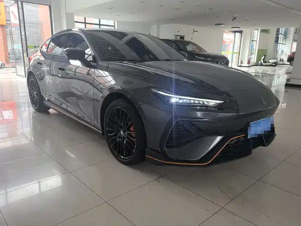 Changan UNI-V 2025