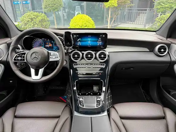 Mercedes-Benz GLC 2022