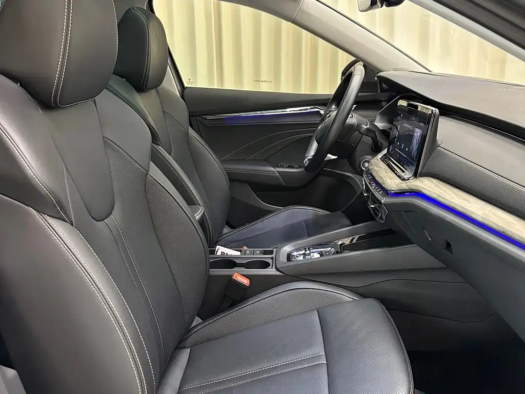 Skoda Octavia 2022 — фото 12