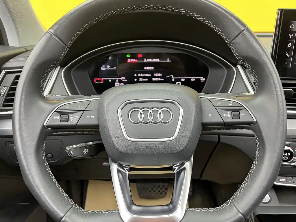 Audi Q5L 2021 — фото 12