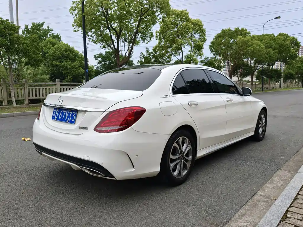 Mercedes-Benz C-Class 2017