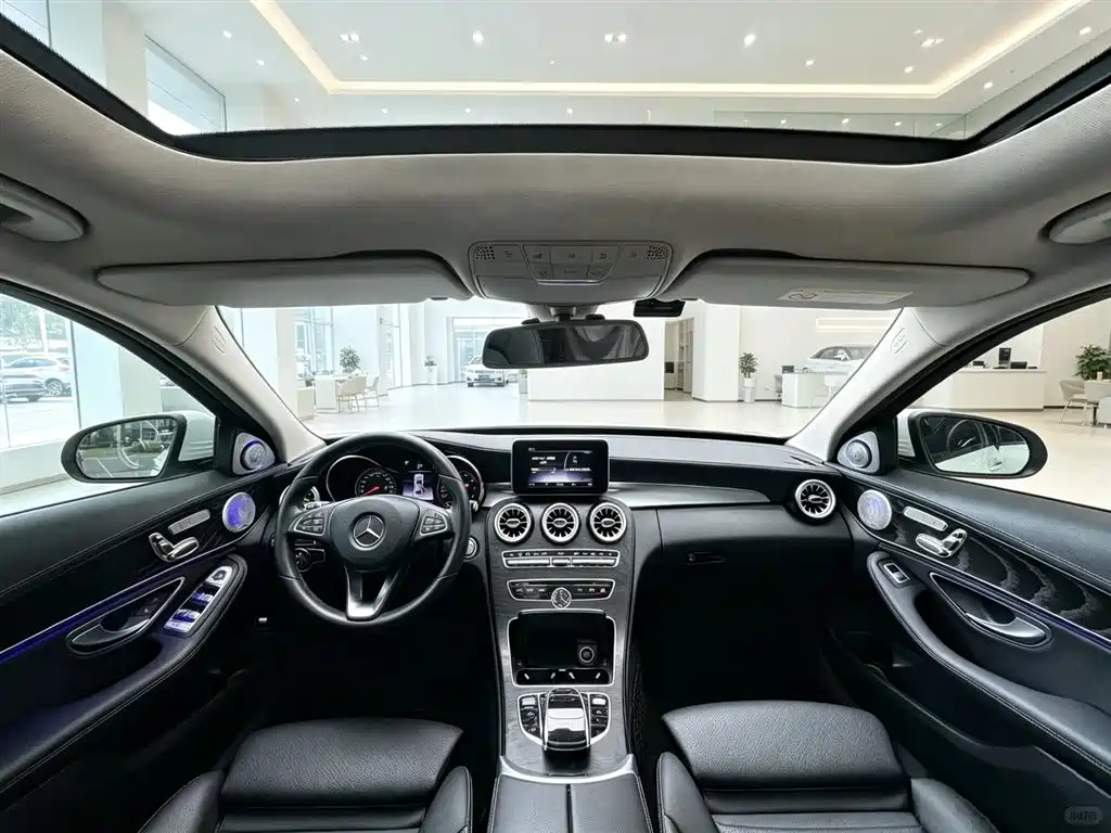 Mercedes-Benz C-Class 2018