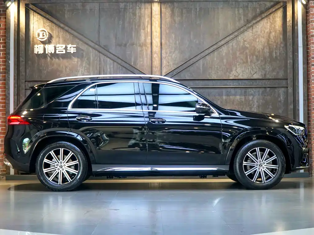 Mercedes-Benz GLE 2025 — фото 17
