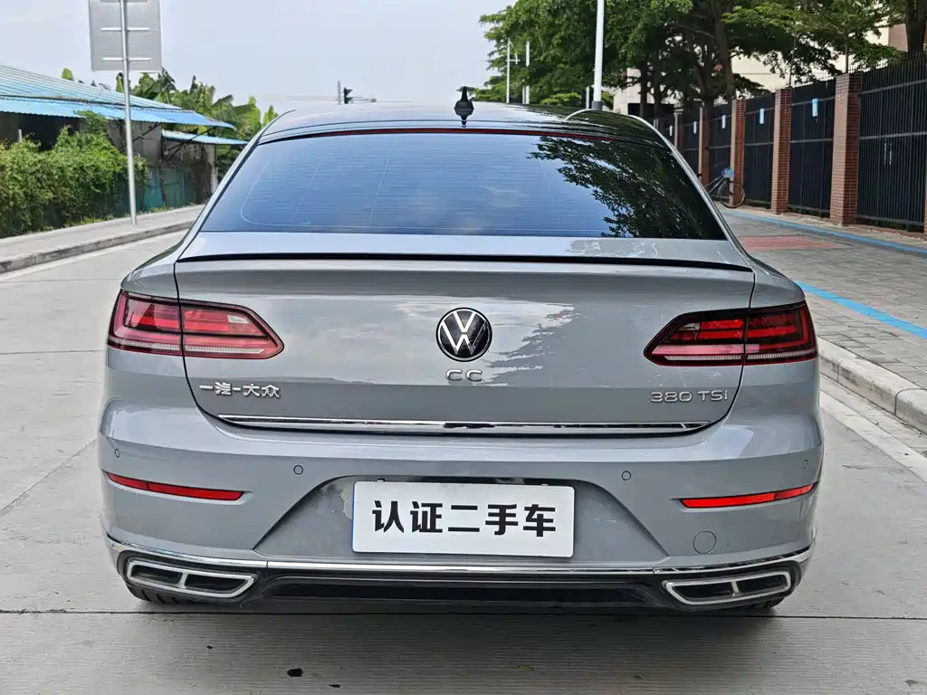 Volkswagen CC 2023 — фото 5