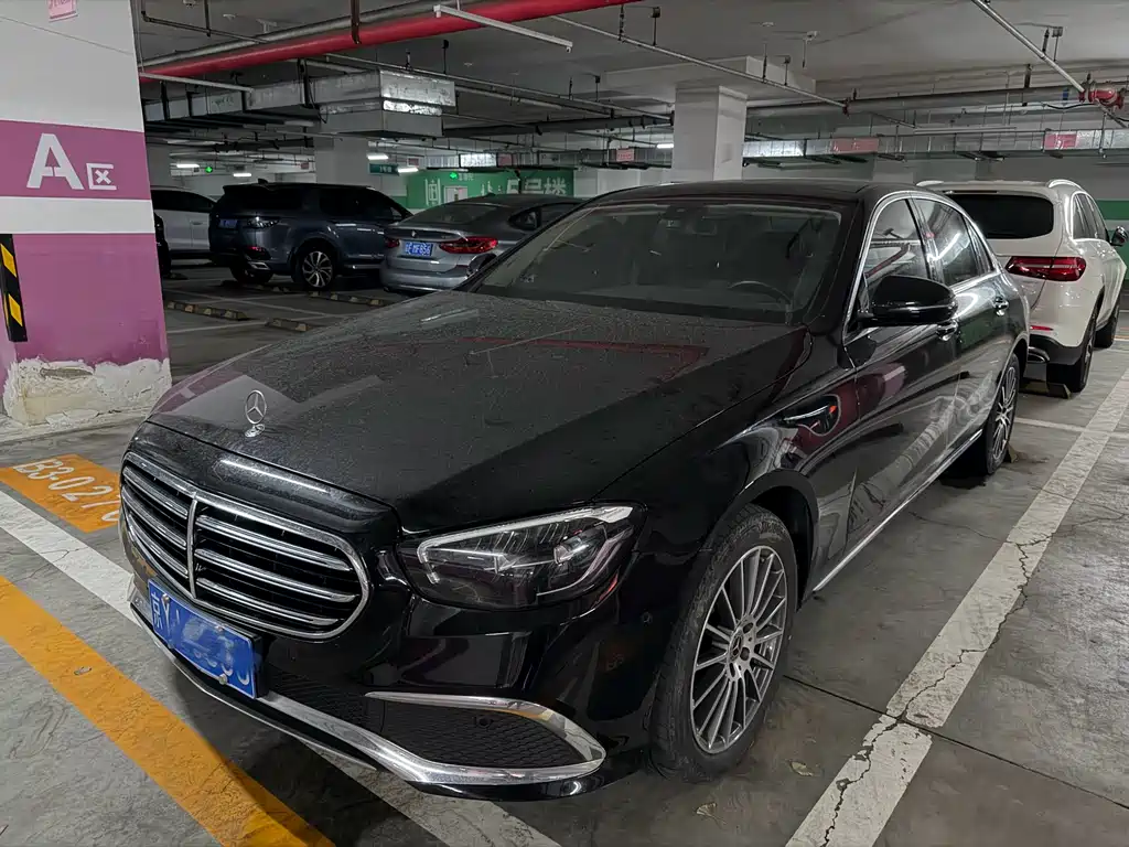 Mercedes-Benz E-Class 2022 — фото 1