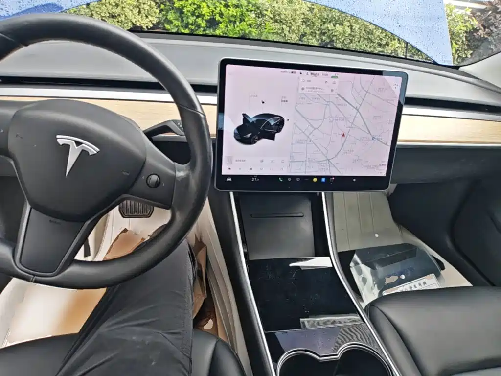 Tesla Model 3 2019 — фото 10