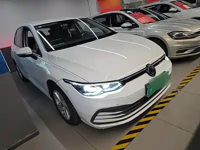 Volkswagen Golf 2023